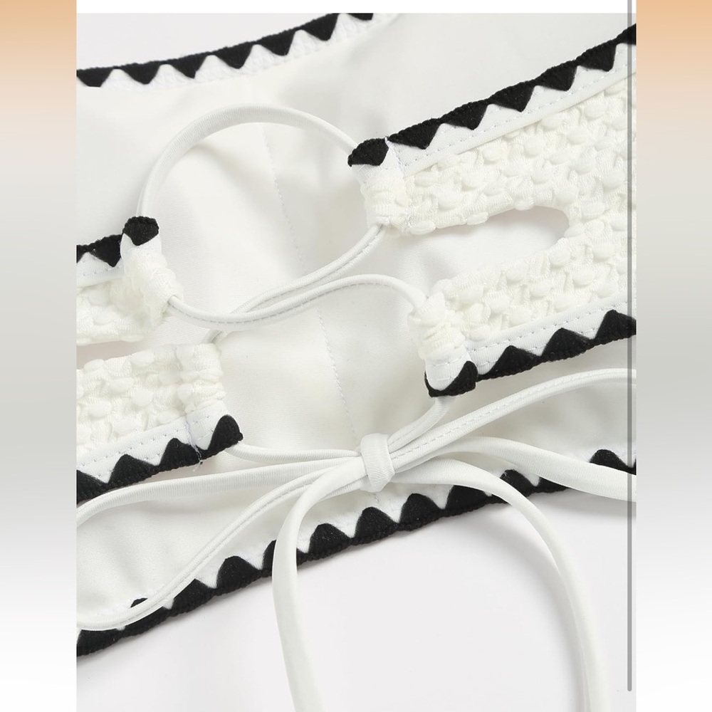Zaful White and Black Textured Bikini Large/0192 - Picture 4 of 4